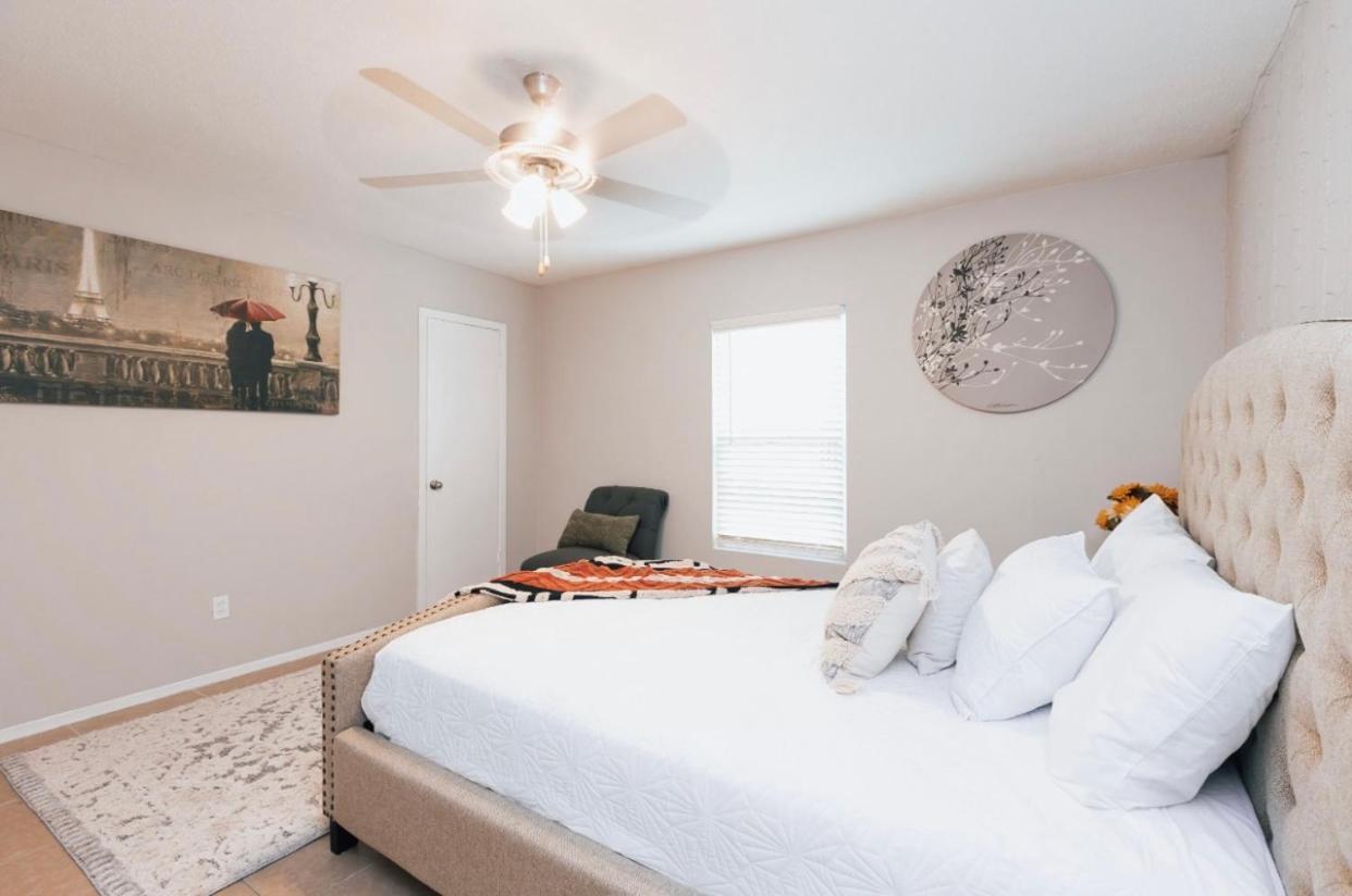 Enticing 1Br Apartment In The Heart Of The Heights Houston Eksteriør bilde