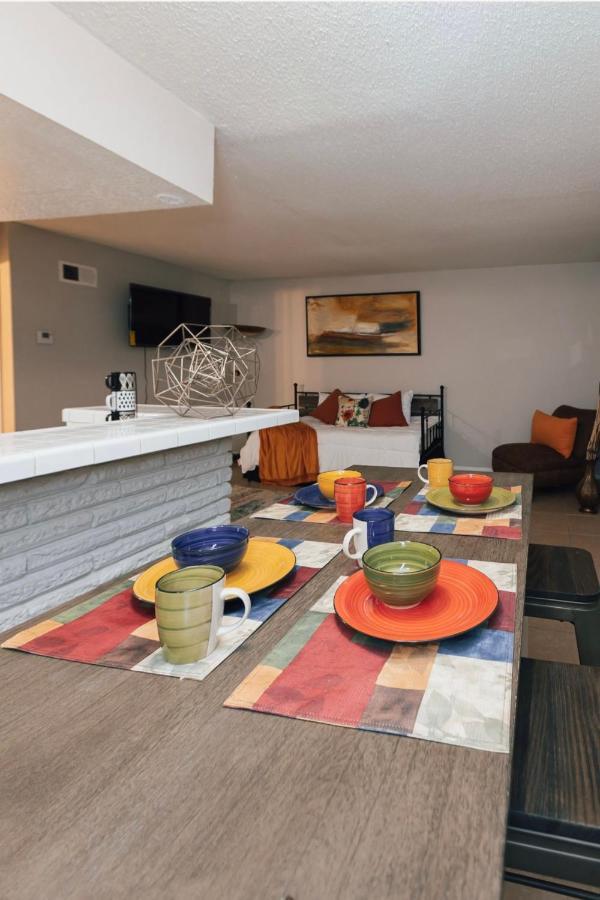 Enticing 1Br Apartment In The Heart Of The Heights Houston Eksteriør bilde